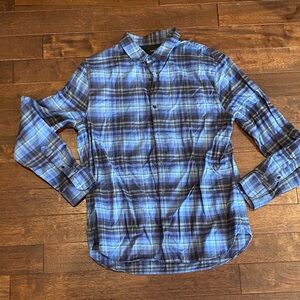 Vince Men's Blue and Black Checkered Shirt